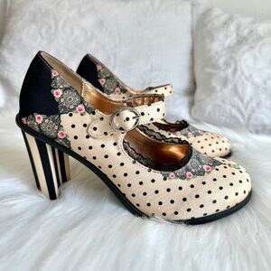 Hot Chocolate Design Beige/Black Polka Dot Floral Black Lace High Heels Size 37
